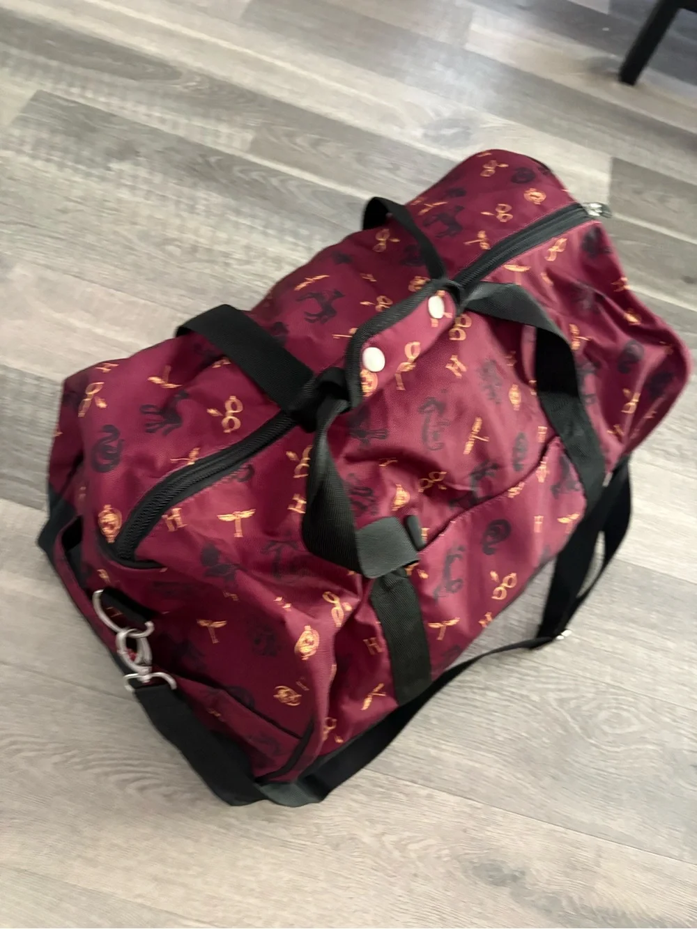 Harry Potter Pottery Barn Burgundy Travel Duffle hogwarts tossed icons